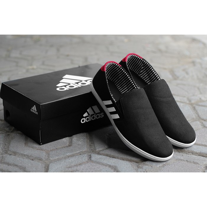 BISA COD!!Sepatu Casual Slop Pria Adidas Devv Hitam Slip on Terlaris /Santai/Outdoor Santai