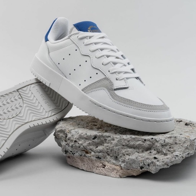 SEPATU Adidas supercourt white blue original bnwb