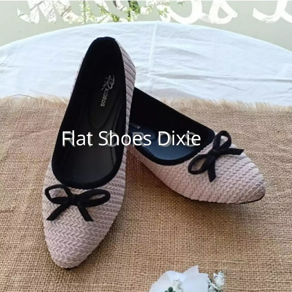 Arlaine- Dixie flatshoes / sepatu flat wanita / flatshoes pita [Cream]