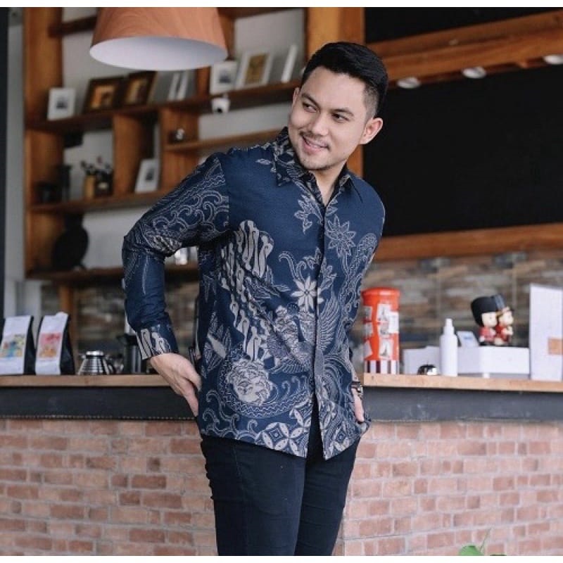 SELLING HITAM KEMEJA BATIK / BAJU BATIK LENGAN PANJANG KAIN HALUS MURAH LAPIS FURING - Baju batik pria lengan panjang modern terlaris asli solo