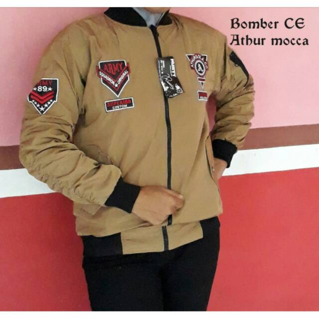 Jaket bomber pria ce arthur