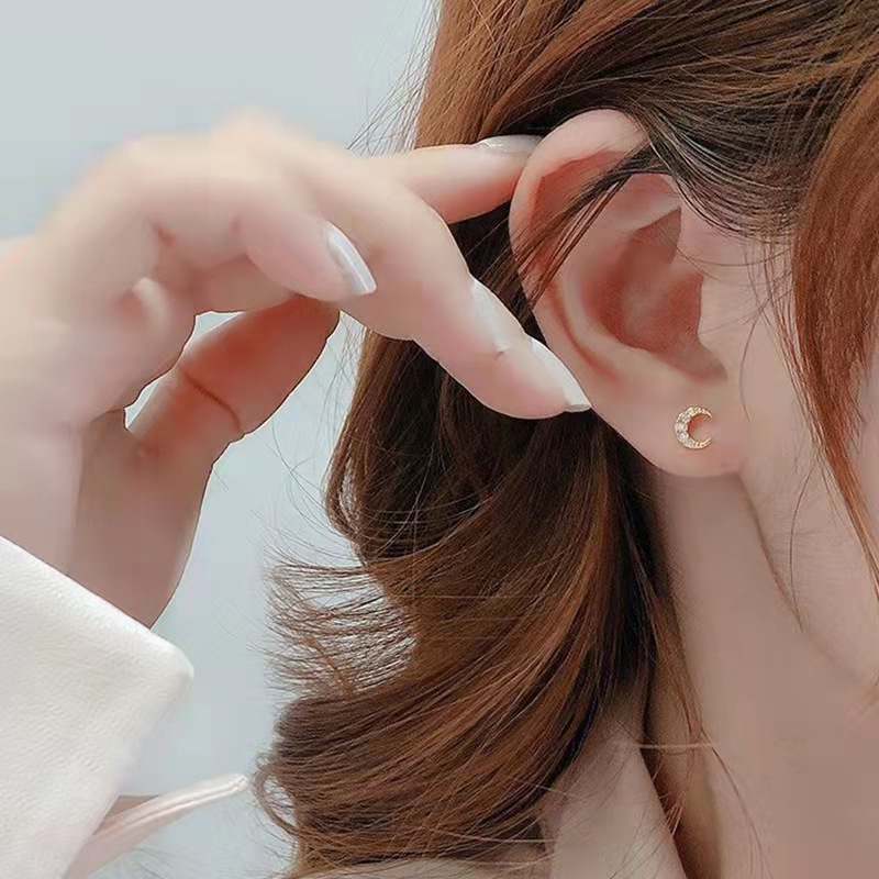 Anting Stud Wanita Kupu-Kupu Elegan Aksesoris Fashion Import