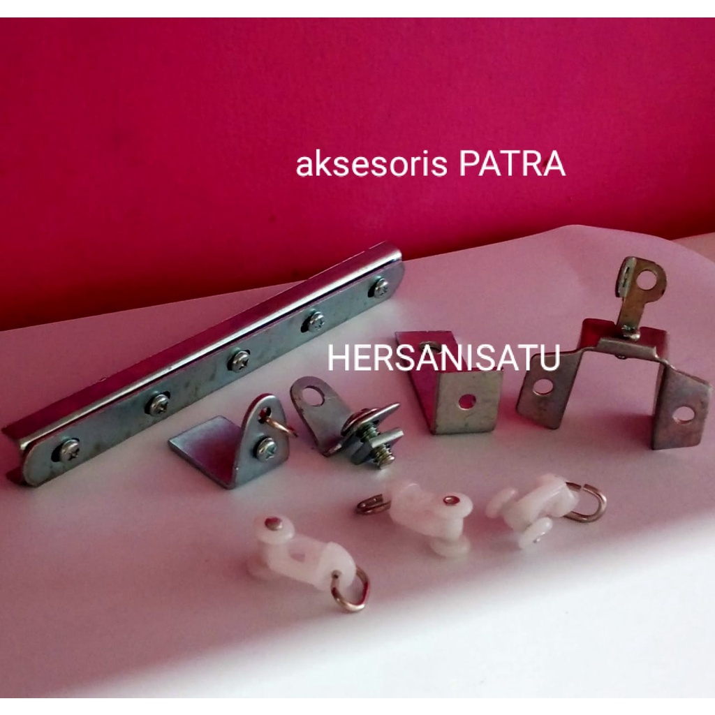 PATRA Aksesoris Roda kaki Breket Tutup Rel Patra Lengkung Rollet Gordyn