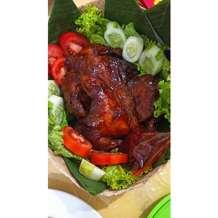 

Besek 1 Ekor Ayam Presto Panggang