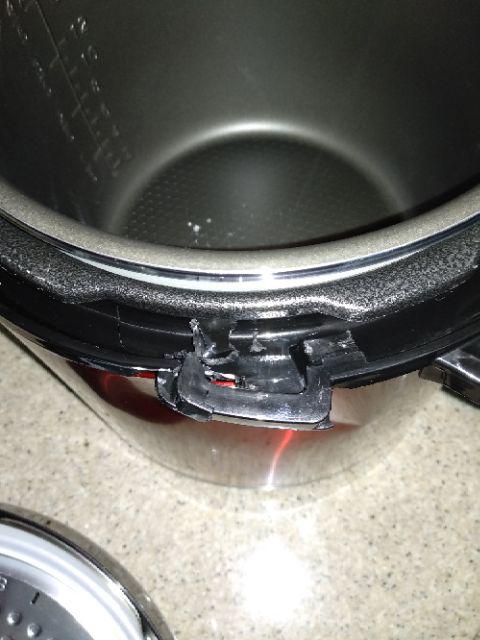 Suggo Electric Pressure Cooker-alat Masak /presto Serbaguna