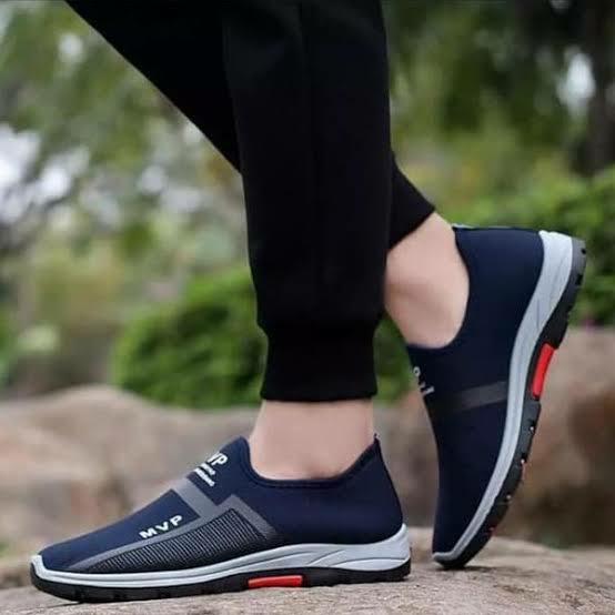 sepatu laris sneakers pria mvp