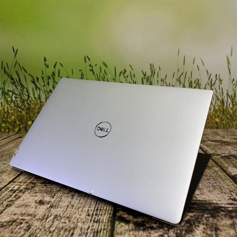 Laptop High End Dell XPS 13 9370 TOUCHSCREEN Core i5 Gen 8 RAM 16GB Second Original Dan bergaransi