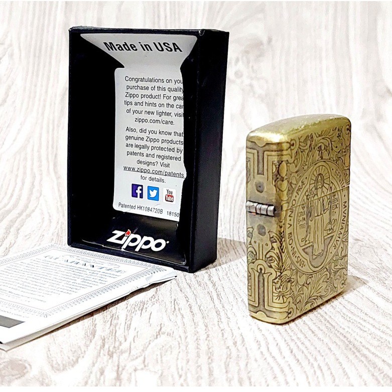 Korek Api Zippo Dark Gold Engraving Constantine / Zippo Premium