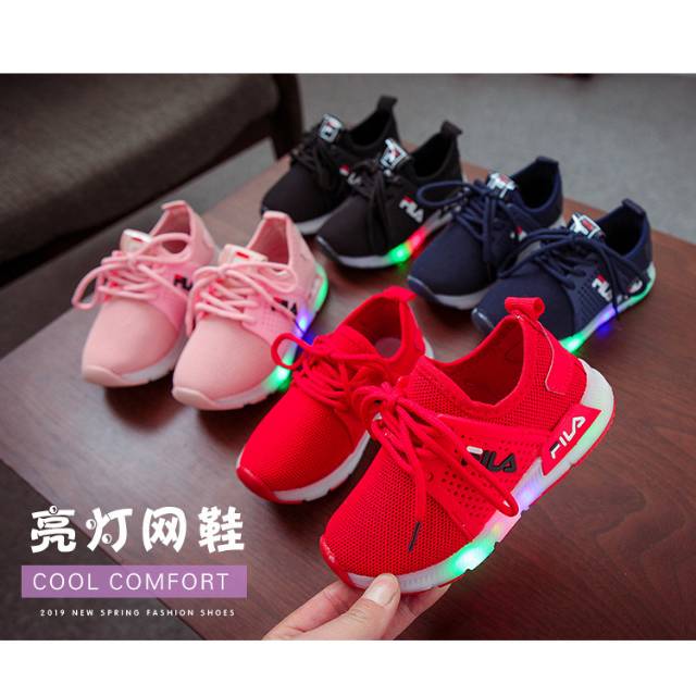 Sepatu anak led filla