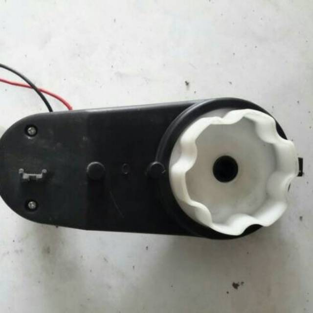 DINAMO MONTOR GEARBOX  MOBIL AKI SEPEDA AKI 6VOLT DINAMO KECIL
