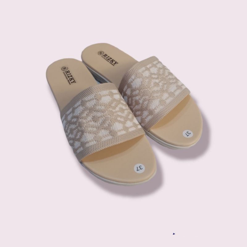 Sandal slop rajut import/Sandal slop wanita murah