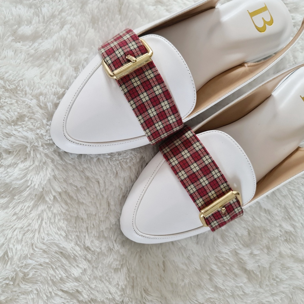 Sepatu big size wanita 41-45 