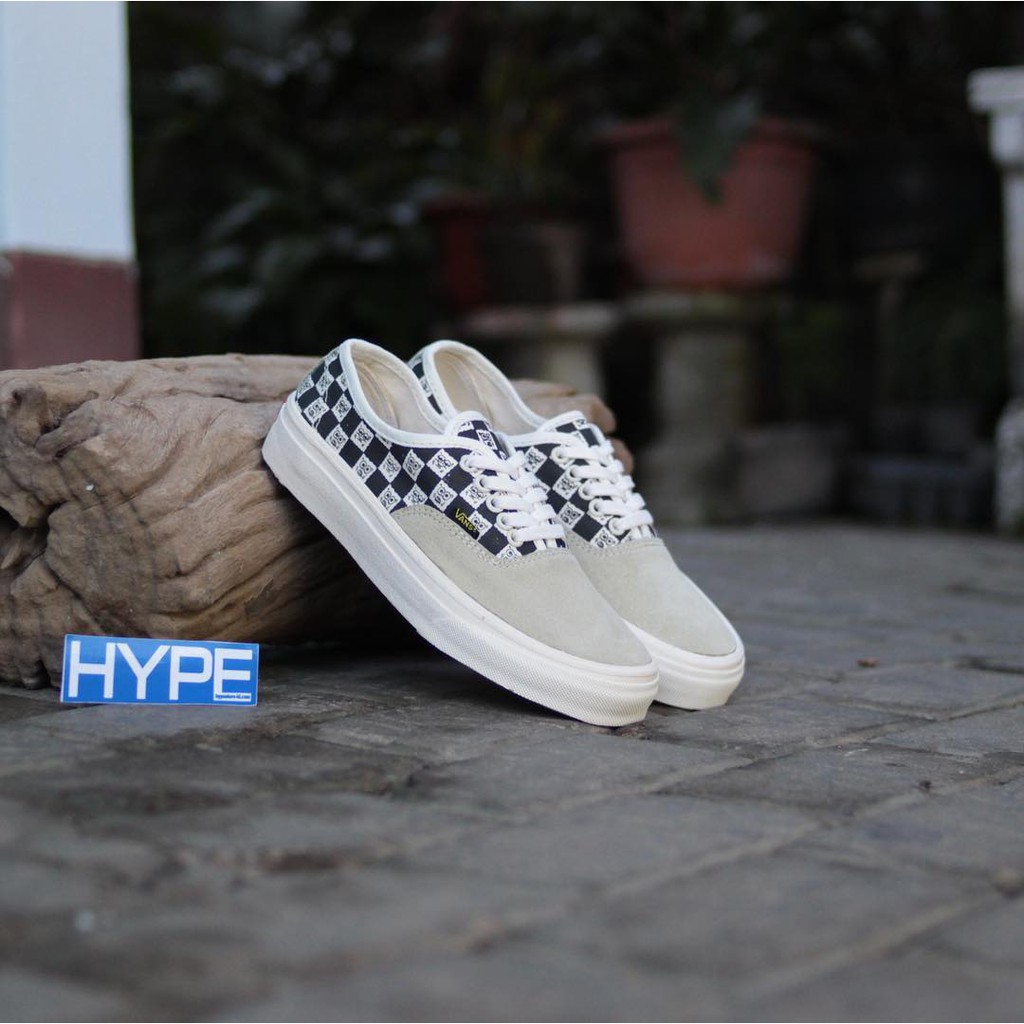 vans vault authentic checkerboard
