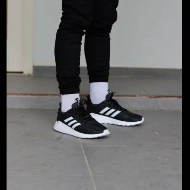 Adidas Questar