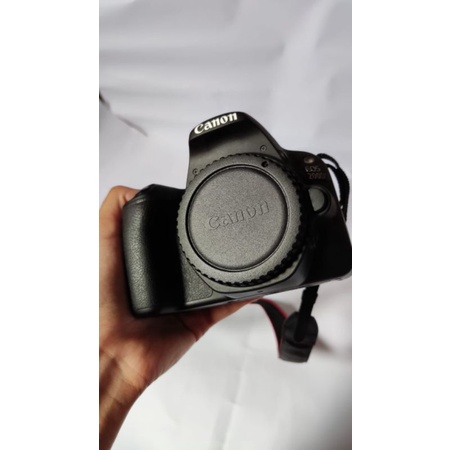 Canon EOS 200D murah bekas garansi masih aktif GRATIS memory card