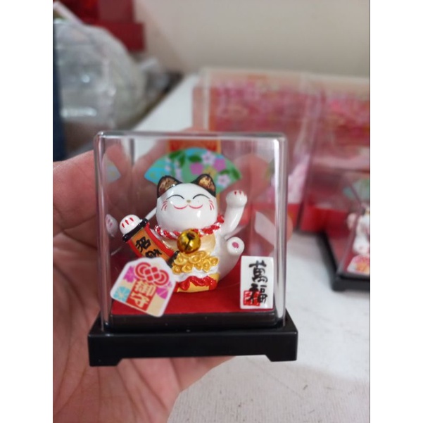 Maneki Neko Box Acrylic / Kucing Hoki Box Acrylic / Fortune Cat Acrylic / Cao Cai Mao