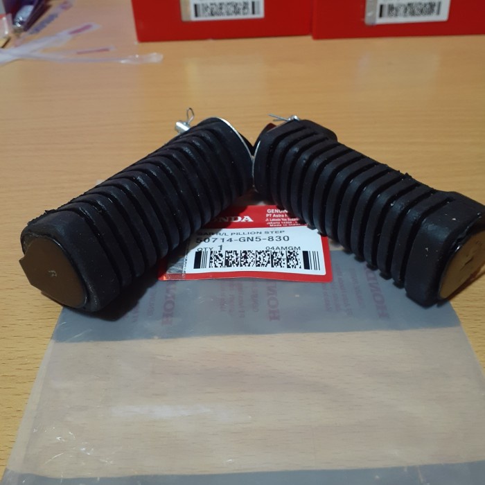 SPAREPART karet step belakang astrea grand prima legenda star impresa