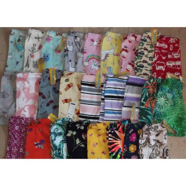 Celana pendek callysta motif polos ukuran XS 0 6 bulan Celana pendek callysta motif polos ukuran XS 0 6 bulan