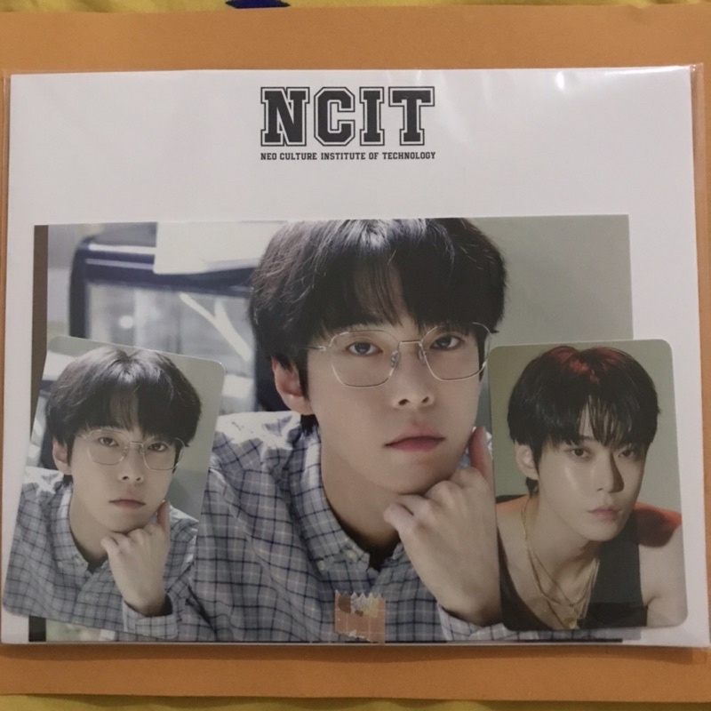 MD NCIT Postcard + Photo frame set Doyoung