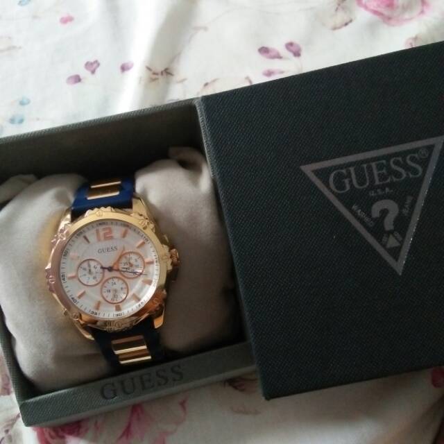Guess steel watch model 6ww0325l8
