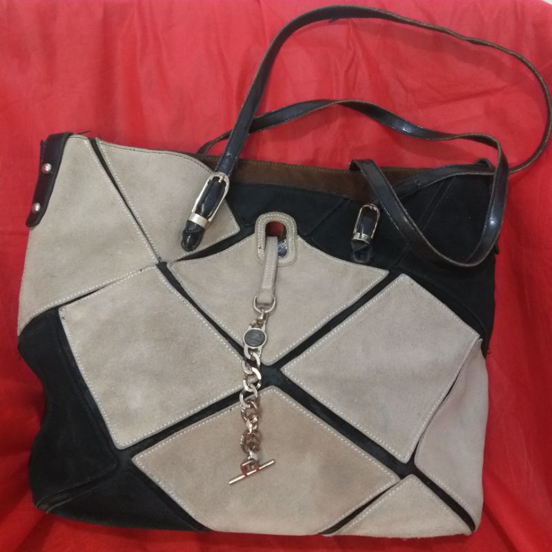 Tas Preloved Wanita- Tas Original Kulit Sapi -Suede