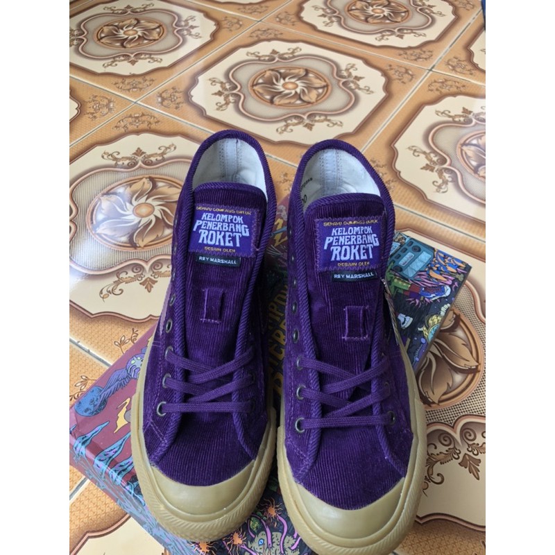 Sepatu Compass x KPR Rey Marshall Size 39