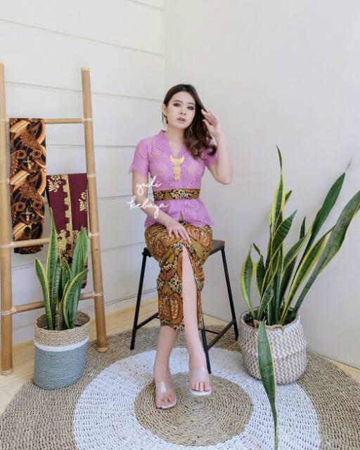 Set Kebaya Bali Kartini Rangrang,  kebaya kondangan kebaya wisuda