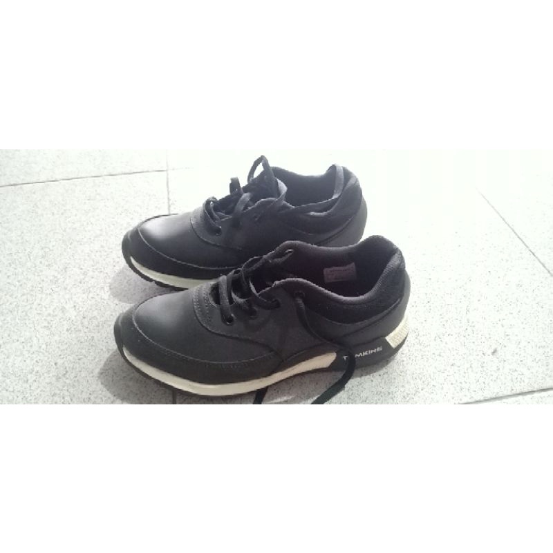 sepatu tomkins anak Preloved