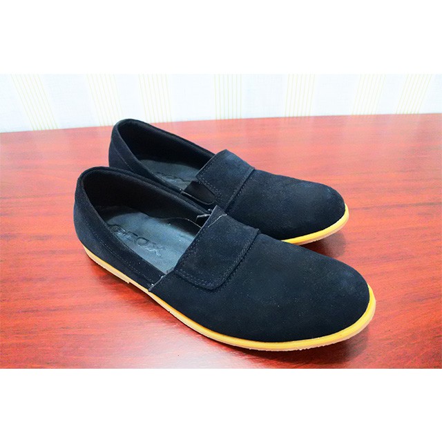 Sepatu Casual Loafers Geox Pria - Hitam