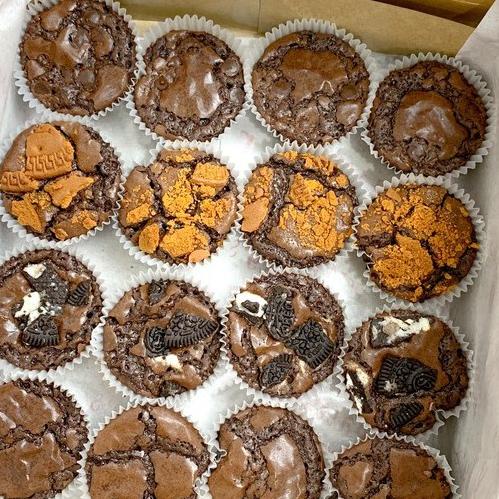 

CodeKk9K4--Baby Brown Dark Chocolate Ori (add toppings) 16pcs BACA DESKRIPSI