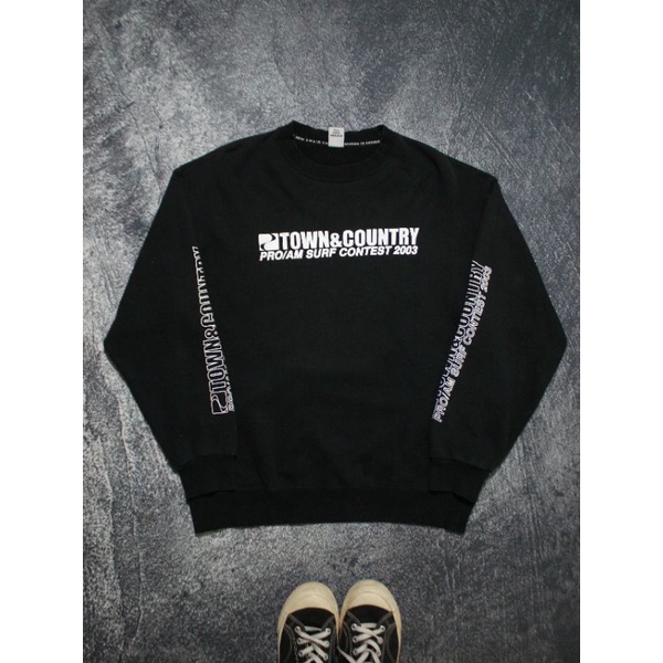 Crewneck vintage T&C Surf design spellout original second murah