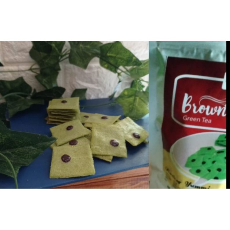 

keripik brownies greentea/ BrownChips greentea