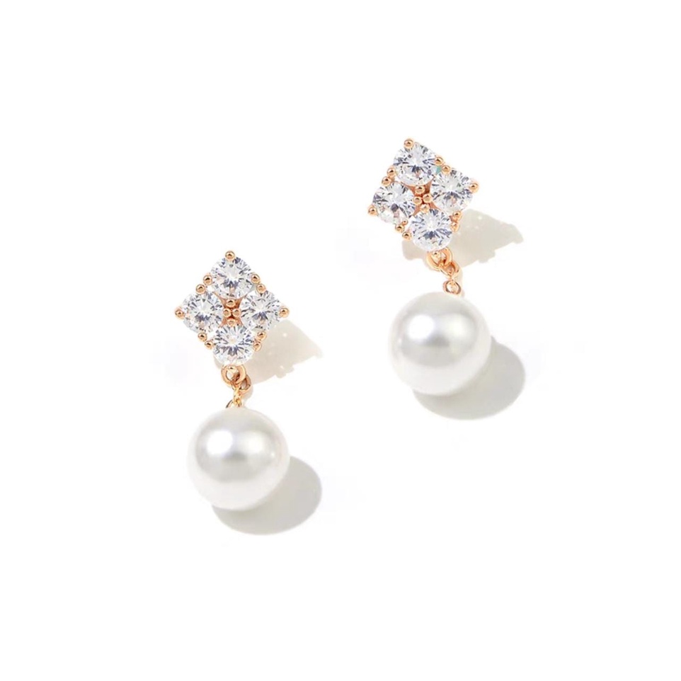 Anting Fashion Wanita Korea Import/Style Korea Terbaru