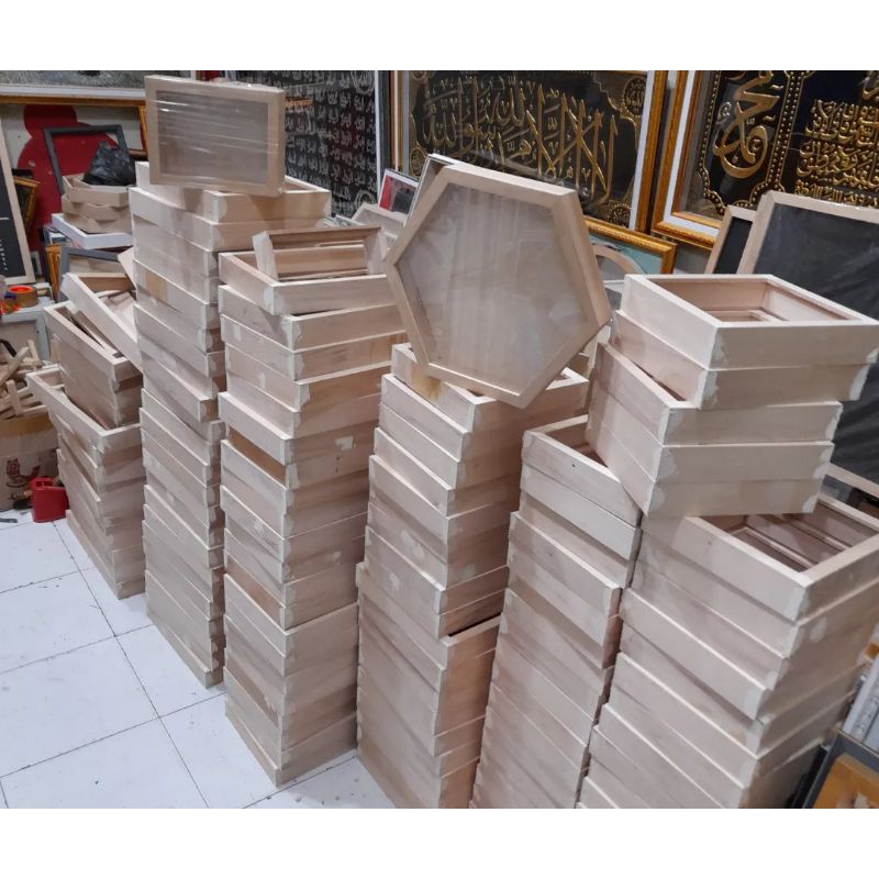 pigura kayu 3d Hexagonal d30cm+kaca acrylic Anti pecah