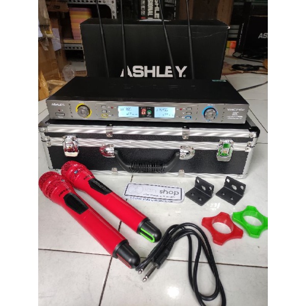 Mic Wireless Ashley Vocal Artist Anti Feedback  Function New UHF Original 2 Mic Genggam Handheld 4 A