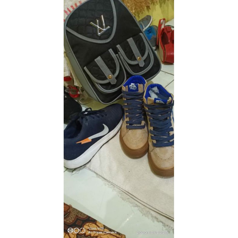 sepatu pria merk vans