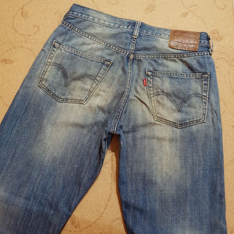 celana jeans second LEVIS 604 size: 32 || LM0106