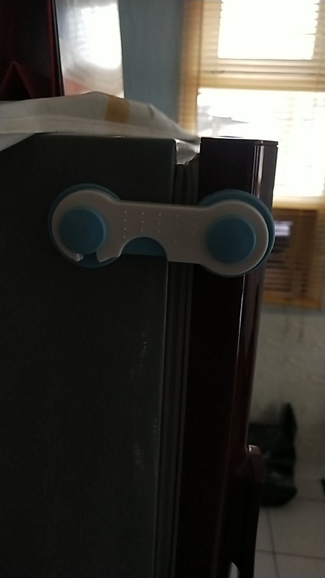 Kunci Pengaman Lemari /kulkas/ Pintu