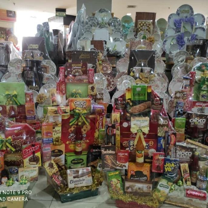 

Parcel Lebaran , Natal, & Tahun Baru - Ukuran S