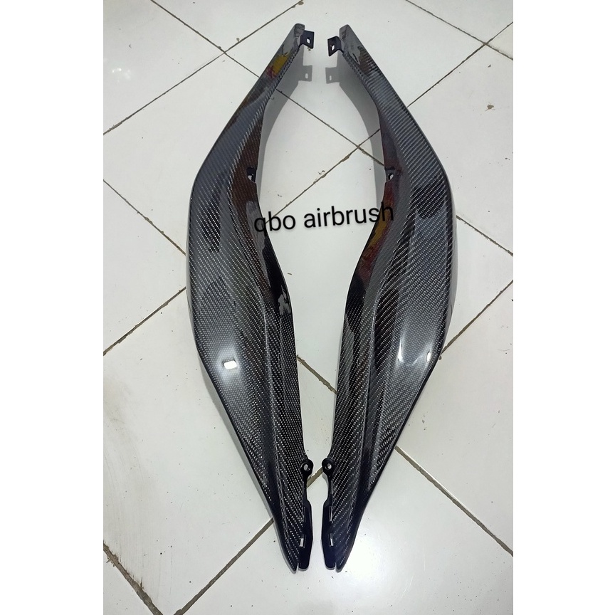 BODY BELAKANG AEROX 155 KIRI KANAN CARBON KEVLAR