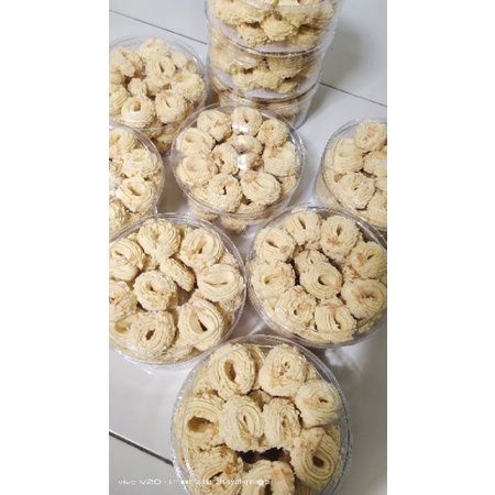 

kue semprit premium keju and butter