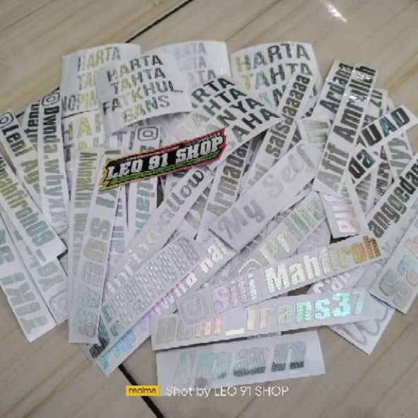 

Sticker hologram/stiker nama custom