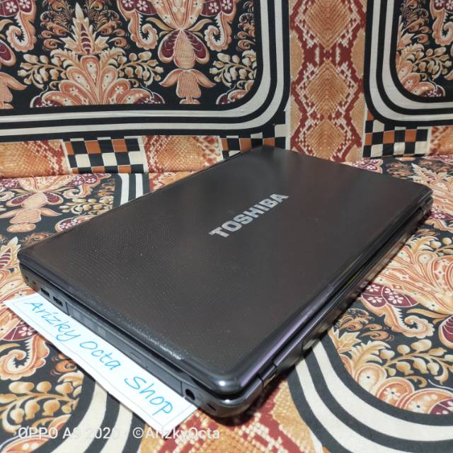 LAPTOP TOSHIBA CORE I7 RAM 8GB DDR3 HDD 500GB NUMPAD LCD 16INC