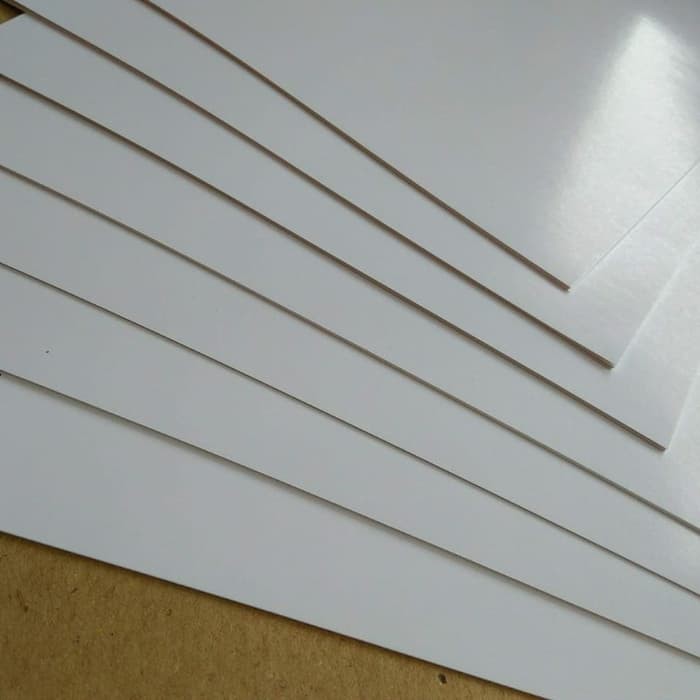 

Kertas Art Carton 310 Gsm Uk F4. 21.5 cm X 33 cm (isi 50 lbr)