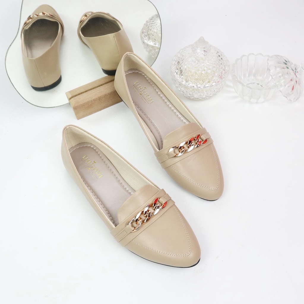 GLARISAMODA Marcy Flatshoes Rantai Gold normal to bigsize jumbo sepatu wanita