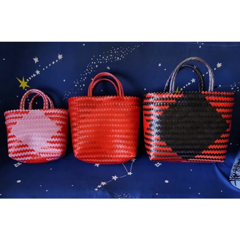 Tas Anyaman motif Bahan Embos Tebal size Medium