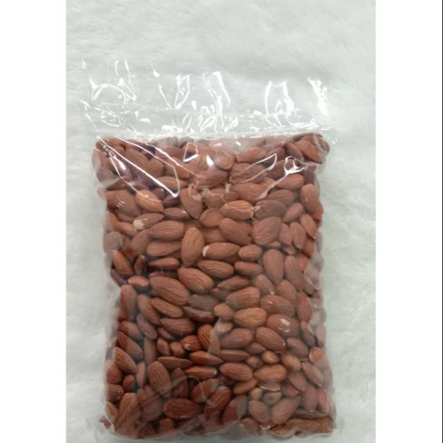 

Kacang almond