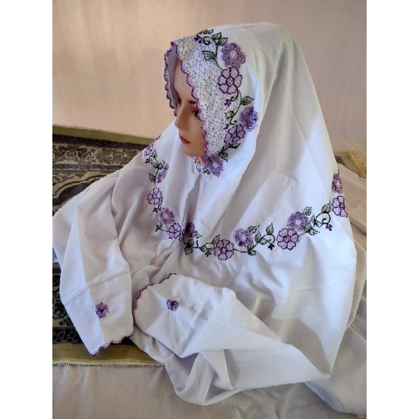 Mukena Terusan Polino Halus Tebal Nyaman Bordir Bunga Melingkar | Mukenah Lajur Langsung Santri Dewa