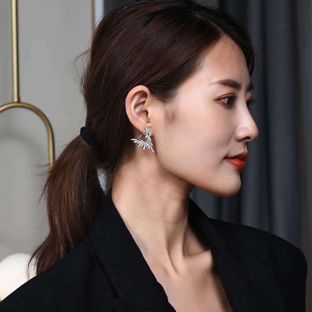 Mxbeauty Anting Wanita Kepribadian Retro Pesta Berlian Imitasi Temperamen Lady Stud Earrings
