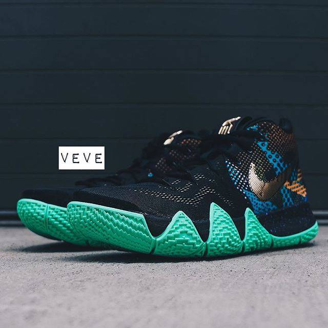 kyrie 4 mamba